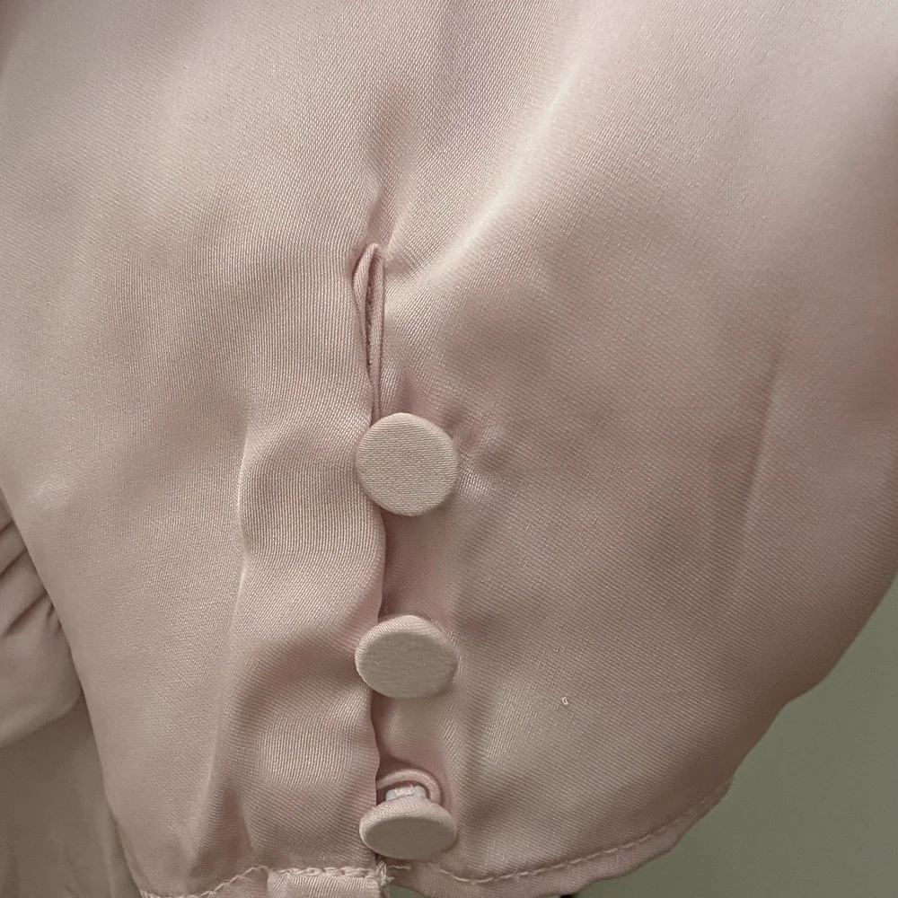 Express Pink Blouse. NWT - Picture 8 of 8